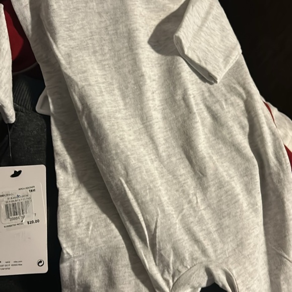 Nike onesie - Picture 5 of 6